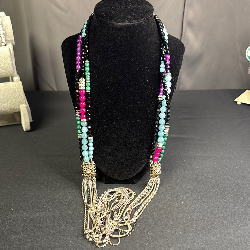 Multicolor Beaded Necklace with Rhinestone Accents